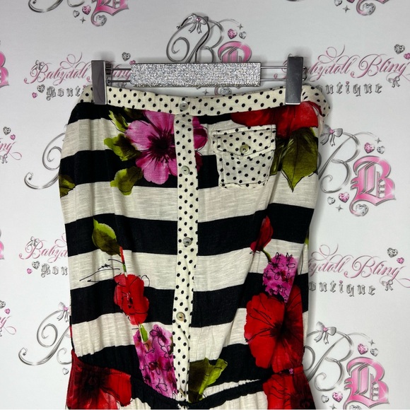 Lucy love romper striped floral pink white cream black green red buttons shorts - Picture 3 of 9